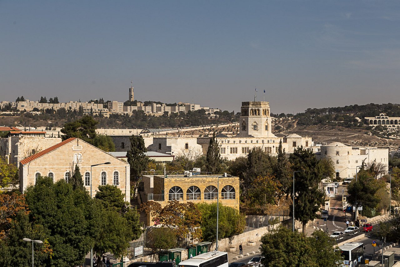 Pohled z hradeb, Hebrejská univerzita