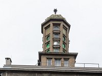 Věžička na hlavní budově