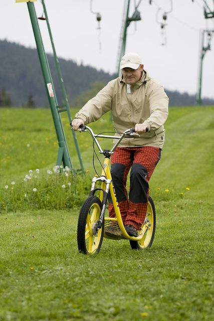 img00004.jpg