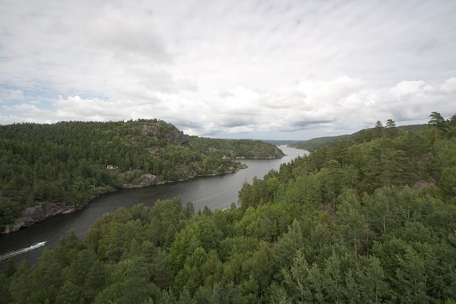 img00027.jpg