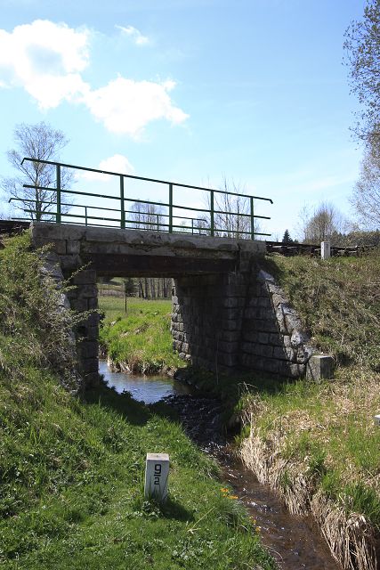 img00007.jpg