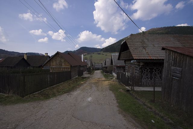 img00004.jpg