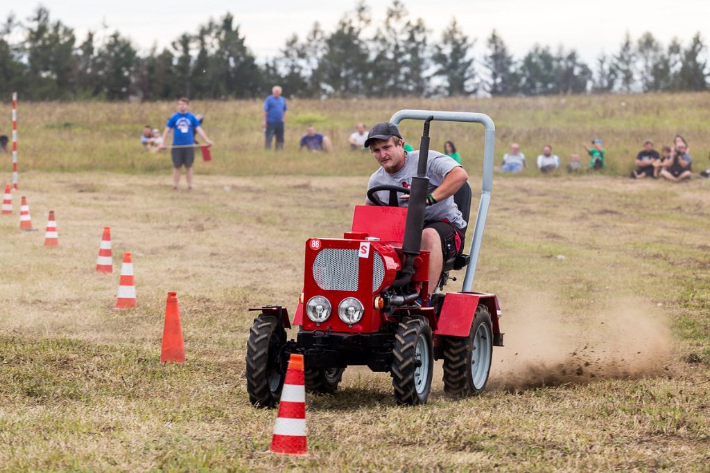 Slalom, domovina
