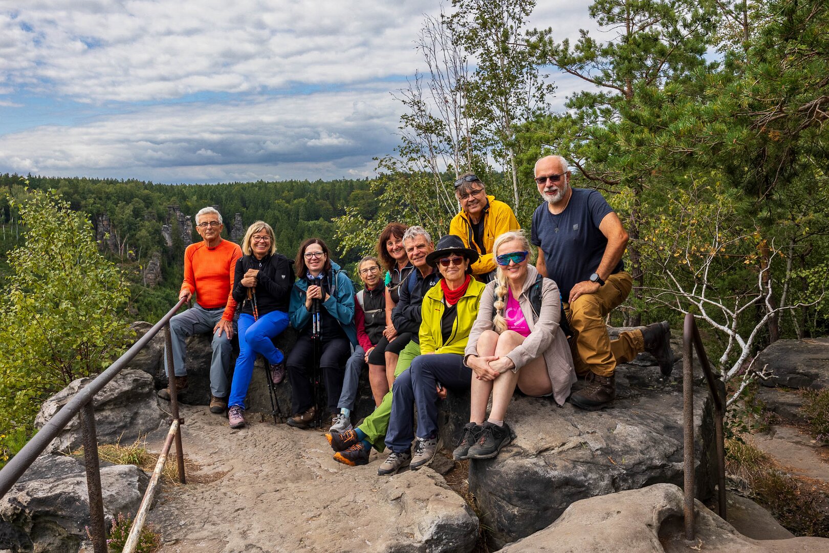 Na skalách s kamarády