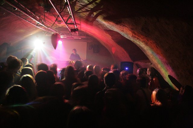 img00014.jpg